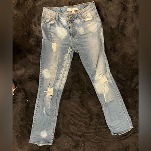 Light wash distressed jeans